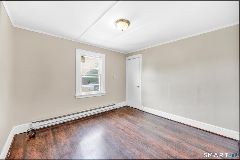 128-130 Sisson Street - Photo 17