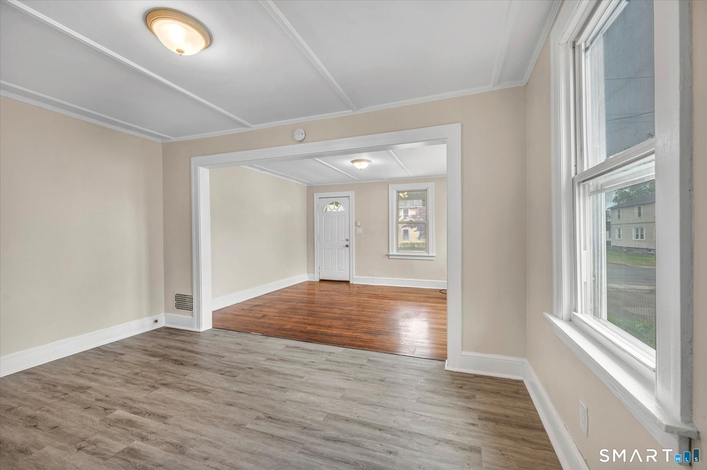 128-130 Sisson Street - Photo 7