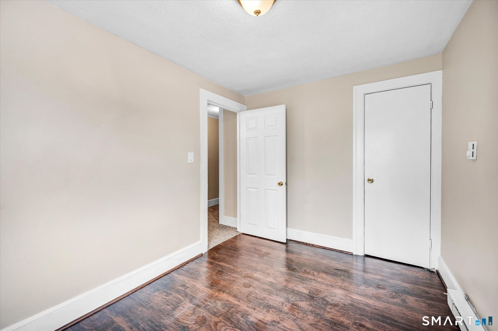 128-130 Sisson Street - Photo 13