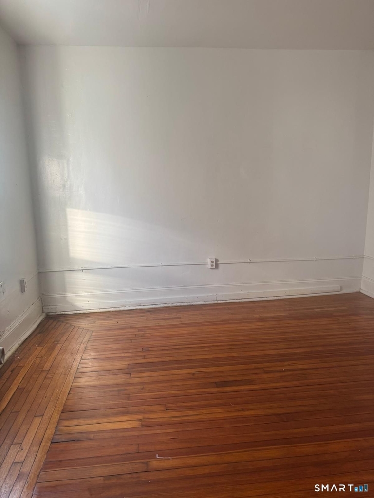 240 William Street - Photo 1