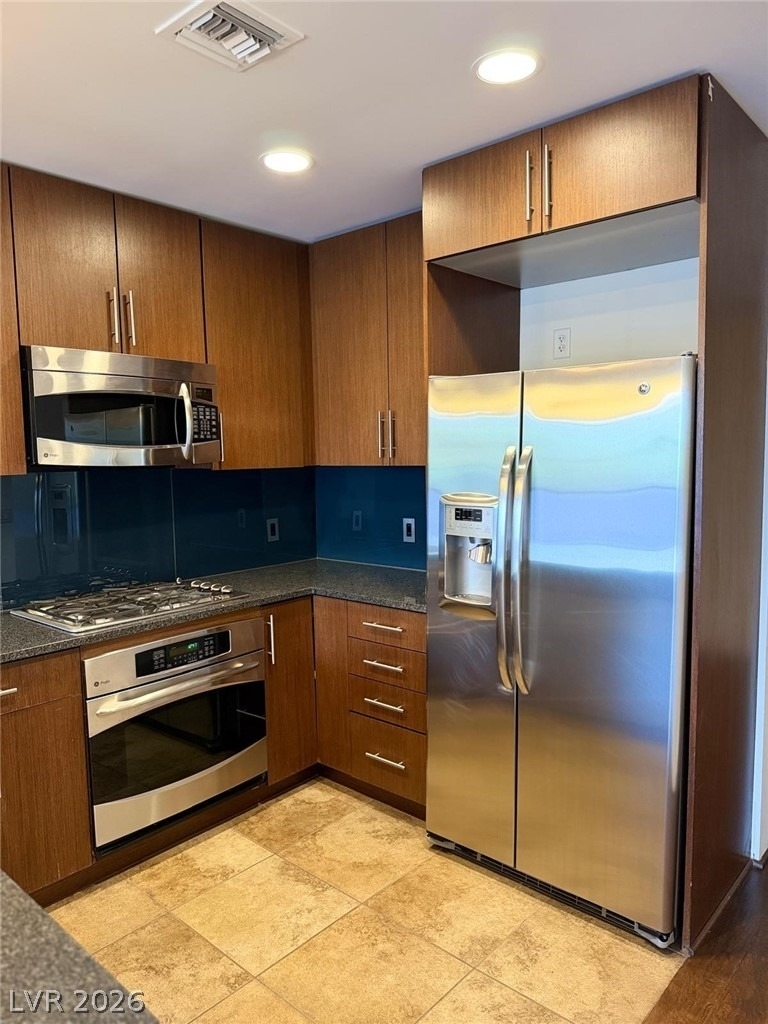 353 E Bonneville Avenue - Photo 4