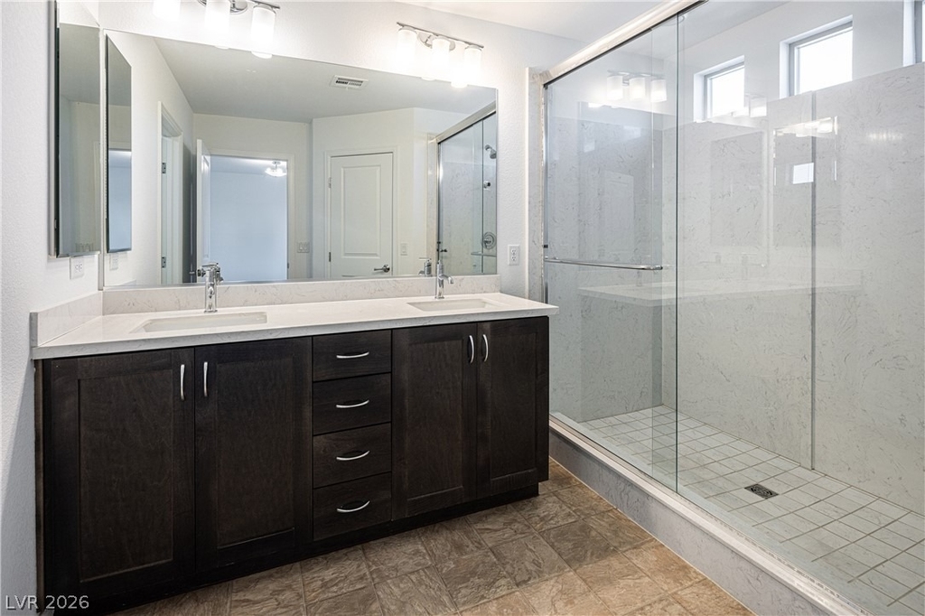 8040 Carpenter Creek Avenue - Photo 14