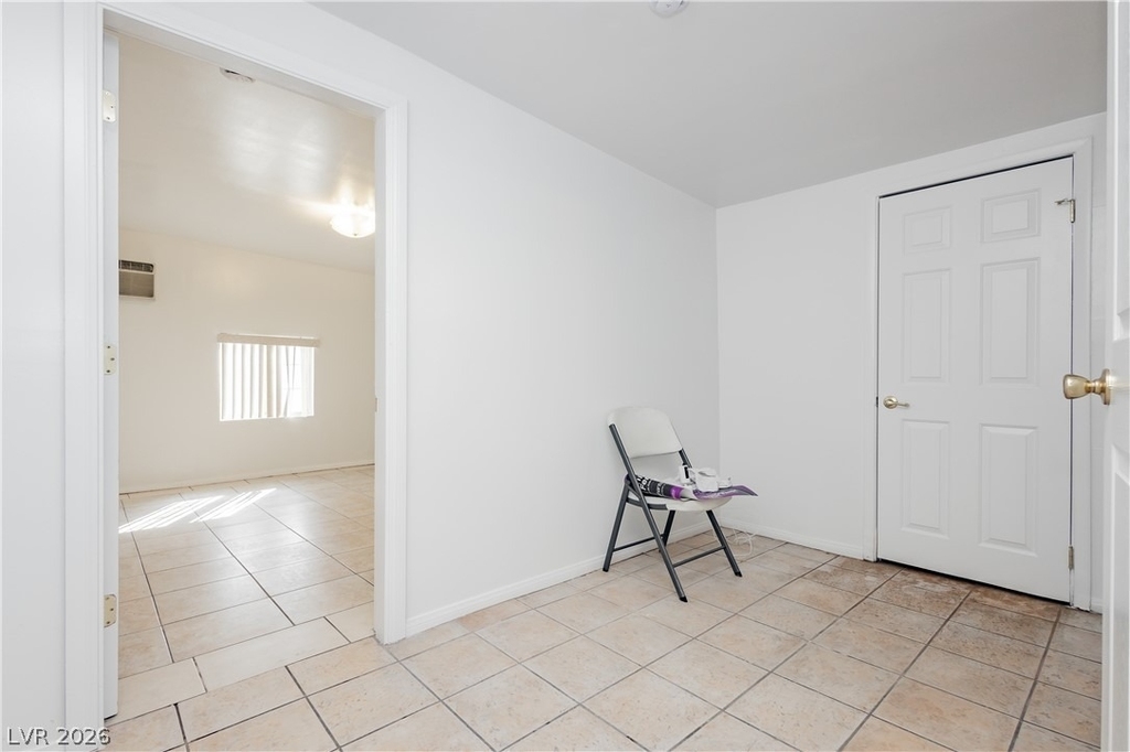 3969 Manford Circle - Photo 33