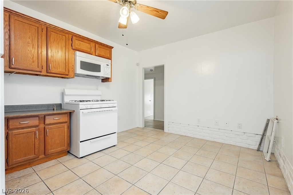 3969 Manford Circle - Photo 40