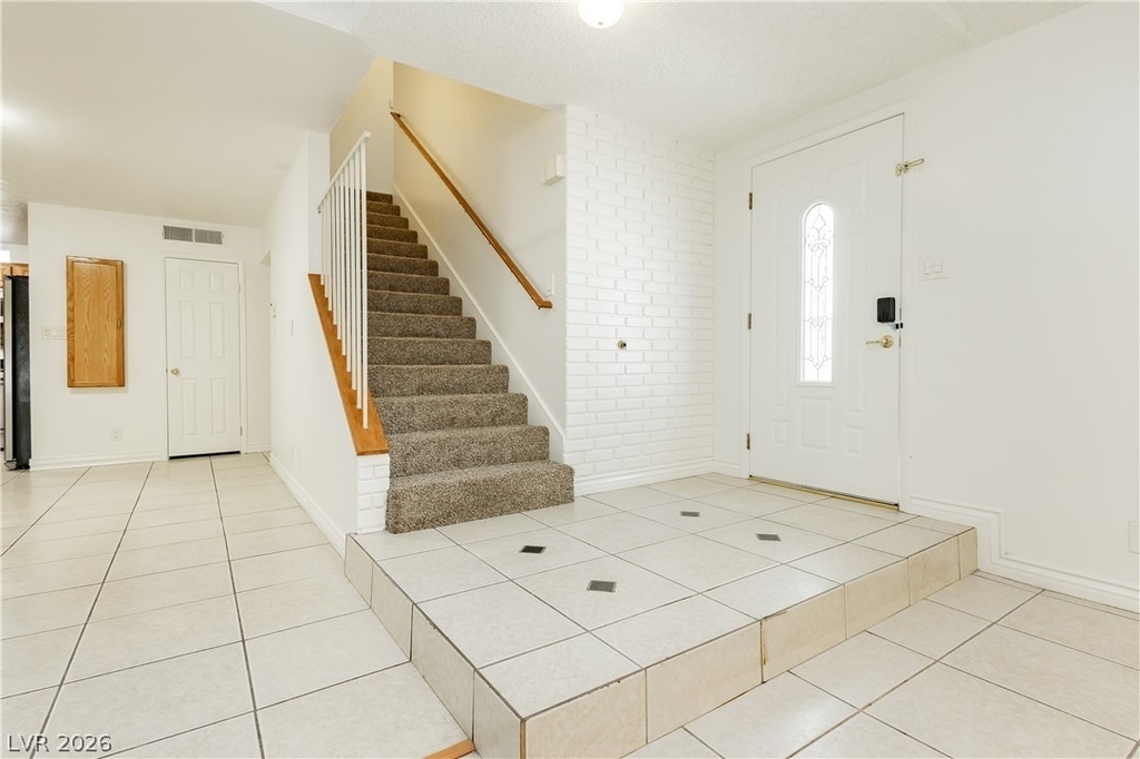 3969 Manford Circle - Photo 8