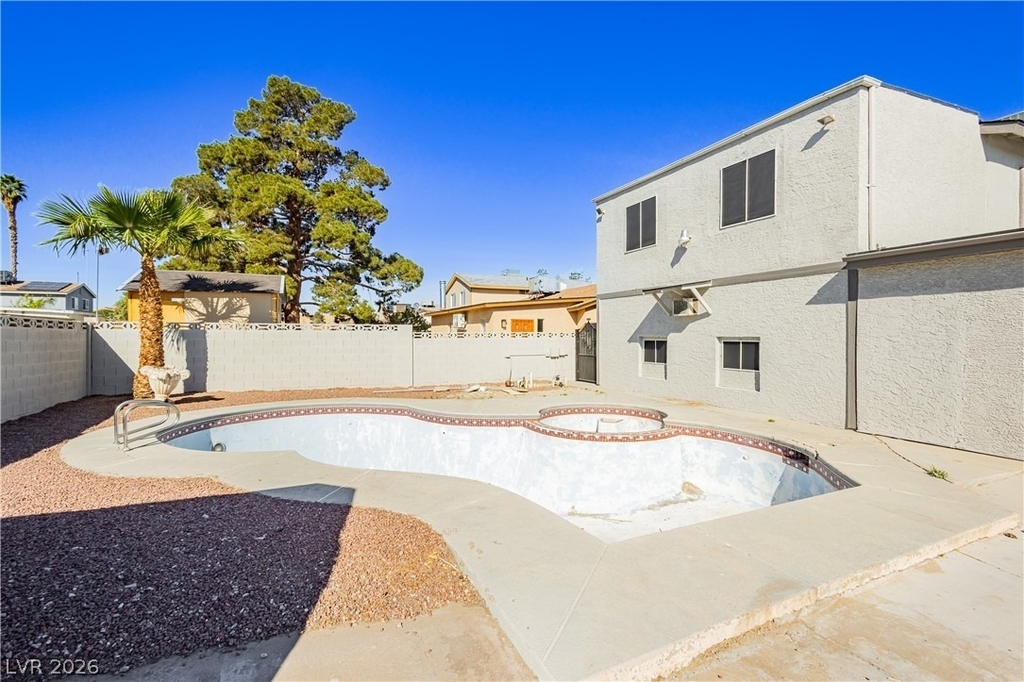 3969 Manford Circle - Photo 56