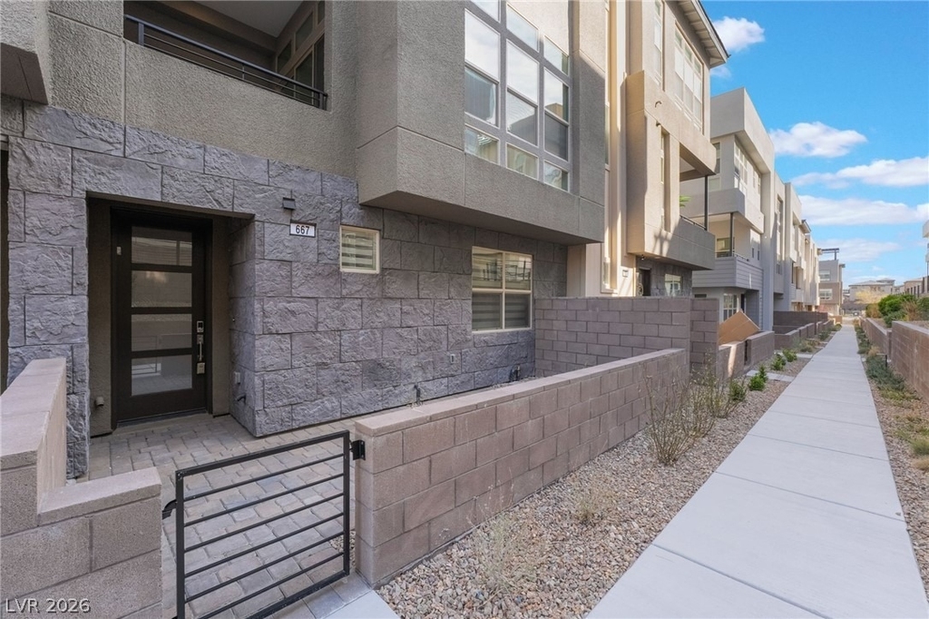 667 Grey Saker Street - Photo 11