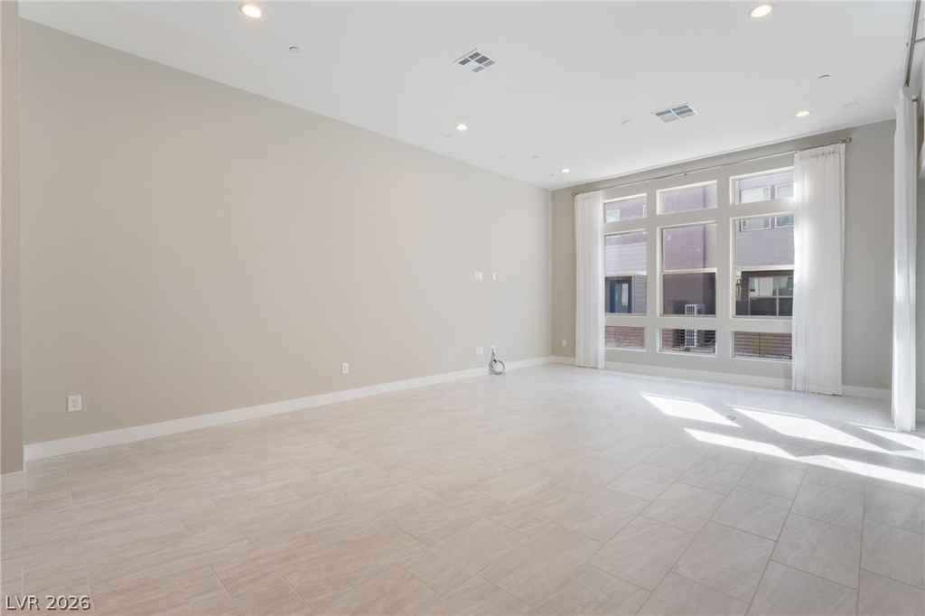 667 Grey Saker Street - Photo 19