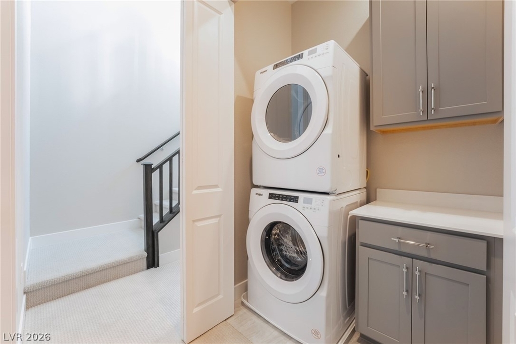 667 Grey Saker Street - Photo 34