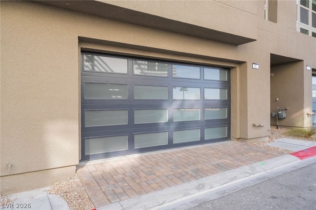 667 Grey Saker Street - Photo 40