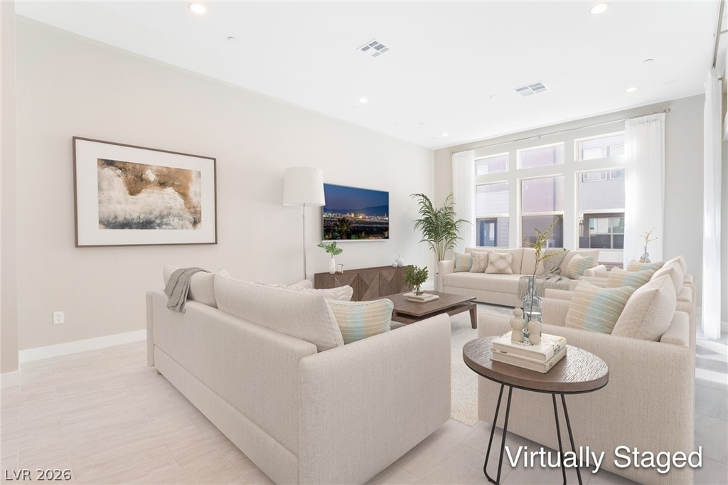 667 Grey Saker Street - Photo 4