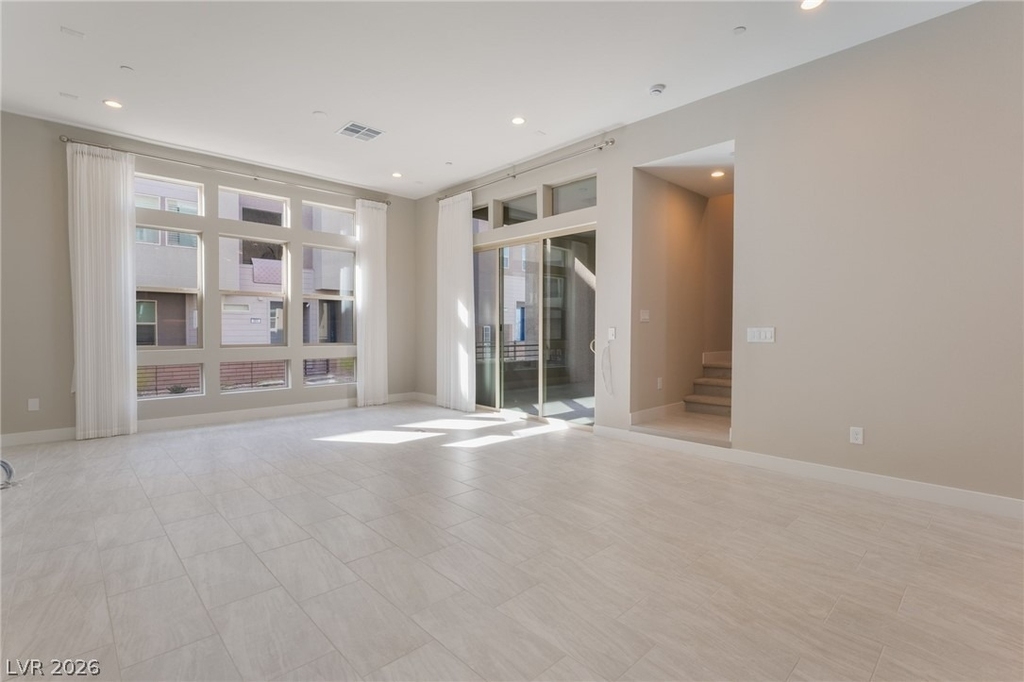 667 Grey Saker Street - Photo 6
