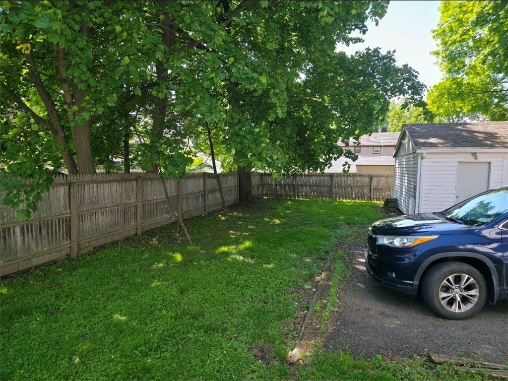 715 W Water Street - Photo 16