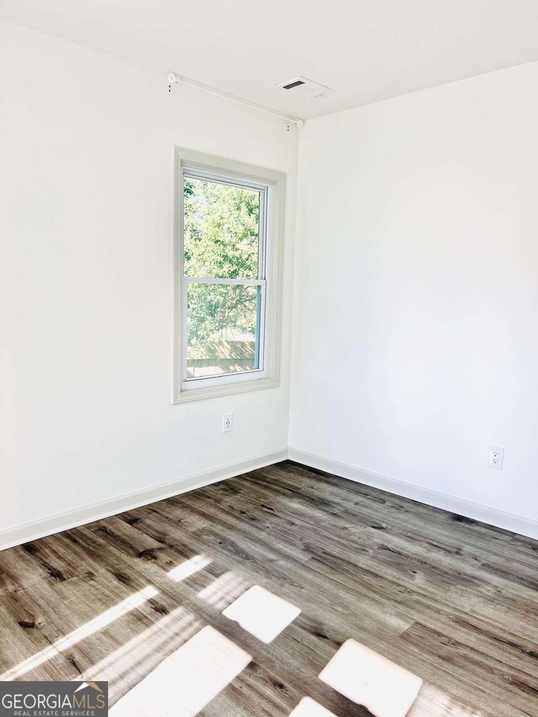 1122 Elaine Drive - Photo 13