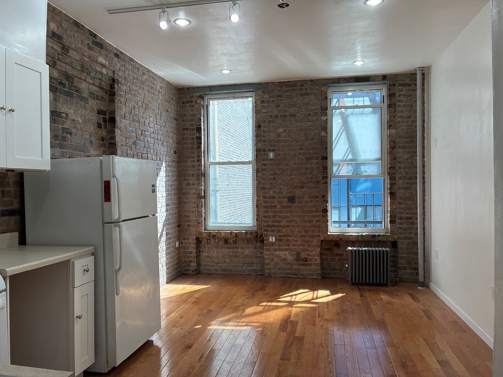 76 Forsyth Street, New York, NY 10002 - Photo 0