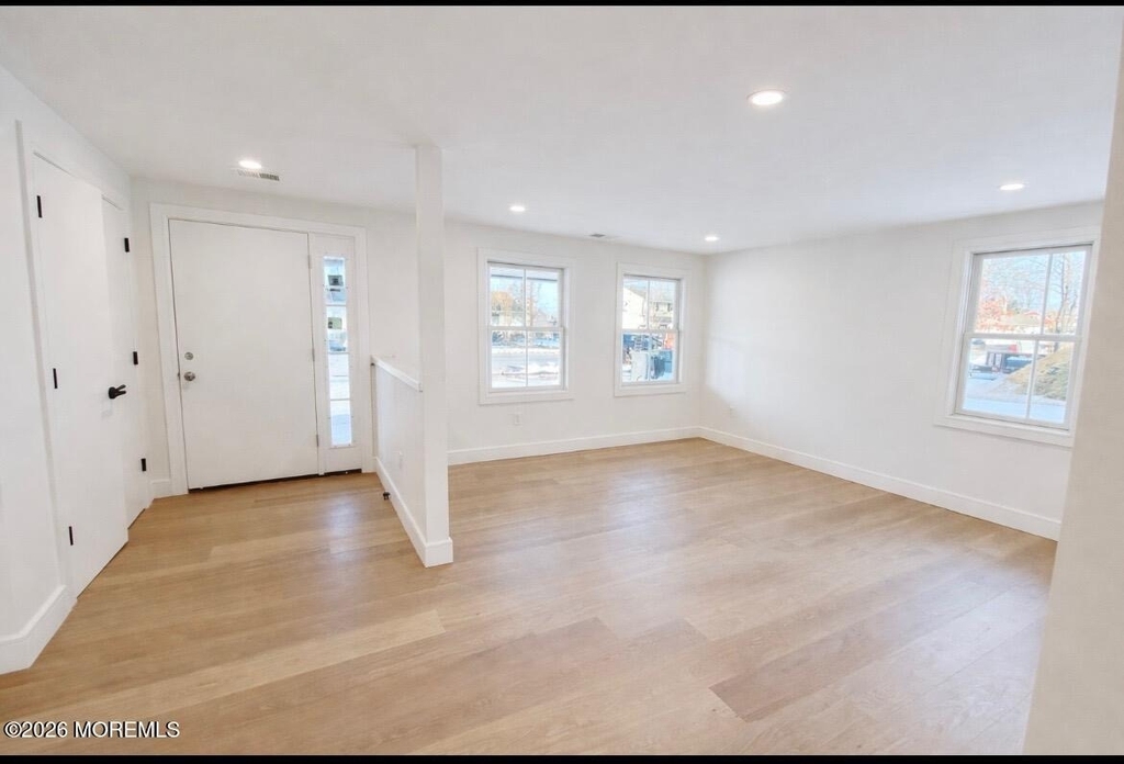 20 Roslyn Drive - Photo 4