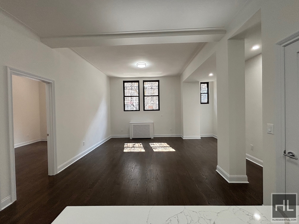 West 68 Street - Photo 3