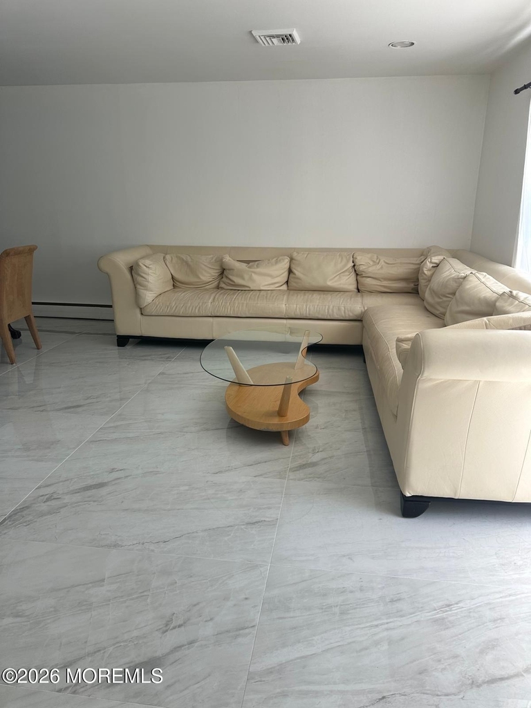 507 Elizabeth Street - Photo 1