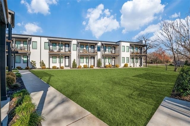 408 Dr Martin Luther King Jr Boulevard - Photo 11