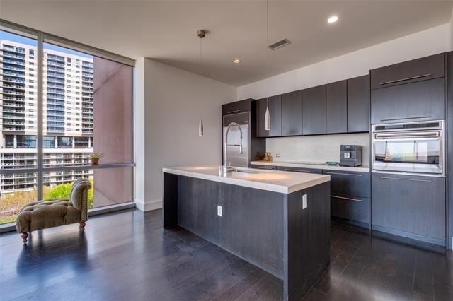 2200 Victory Avenue - Photo 2