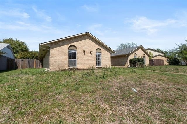 15839 El Estado Drive - Photo 1