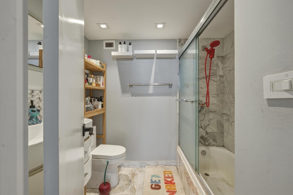 2100 Sans Souci Boulevard - Photo 12