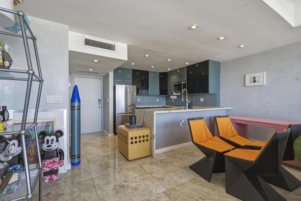 2100 Sans Souci Boulevard - Photo 7