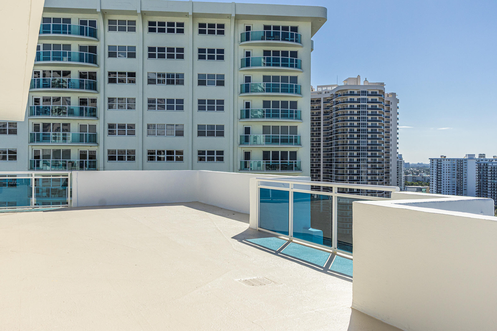 3430 Galt Ocean Drive - Photo 34