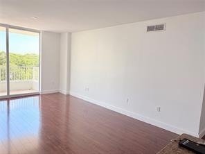 700 E Boynton Beach Boulevard - Photo 2