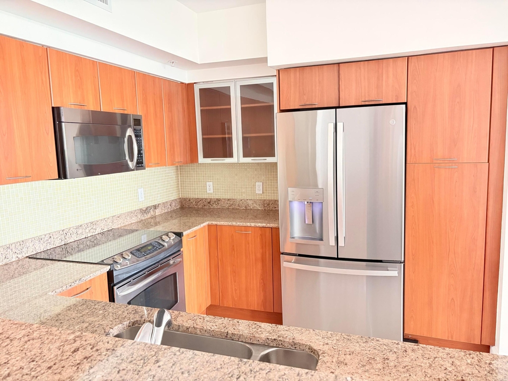 700 E Boynton Beach Boulevard - Photo 0