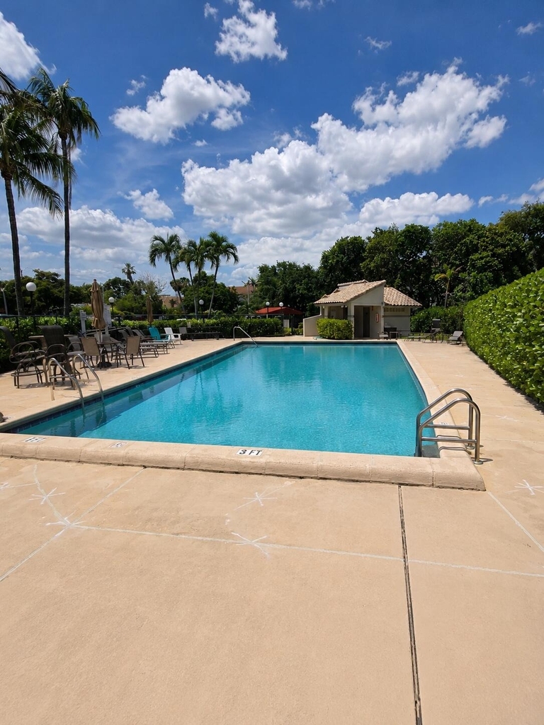 701 Nw 19th Street - Photo 18