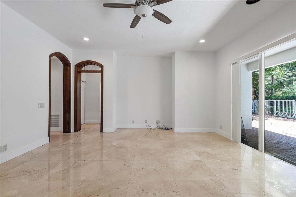 2013 Harbor View Circle - Photo 11