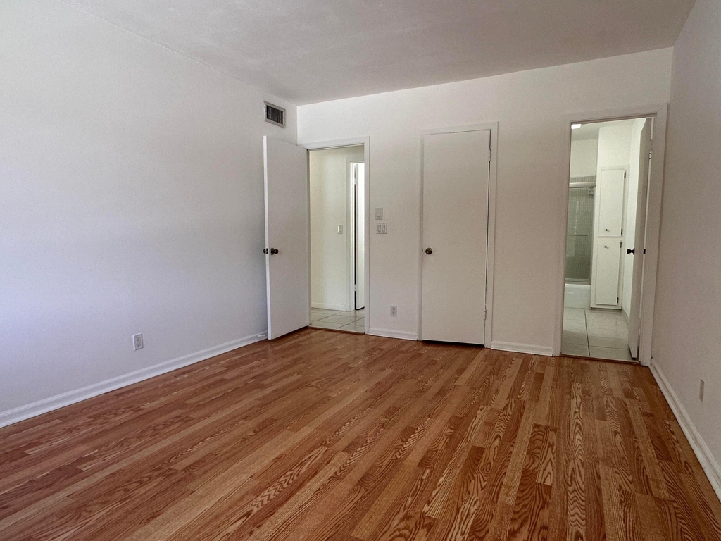 5800 Ne 22nd Way - Photo 3