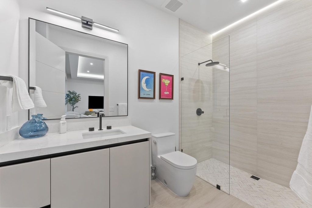 220 S Swinton Avenue - Photo 36