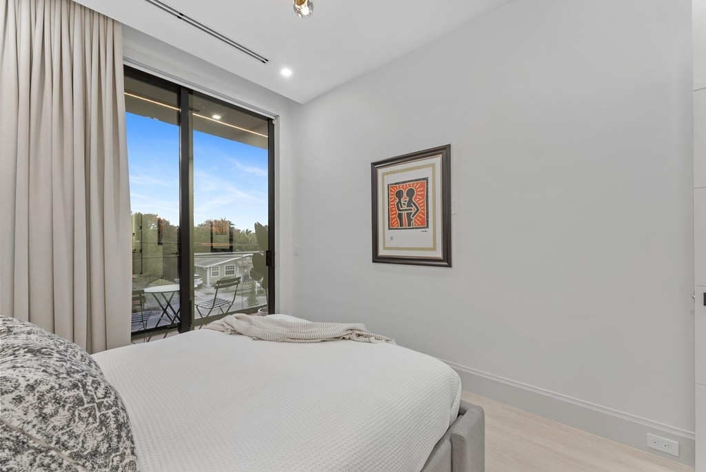 220 S Swinton Avenue - Photo 63