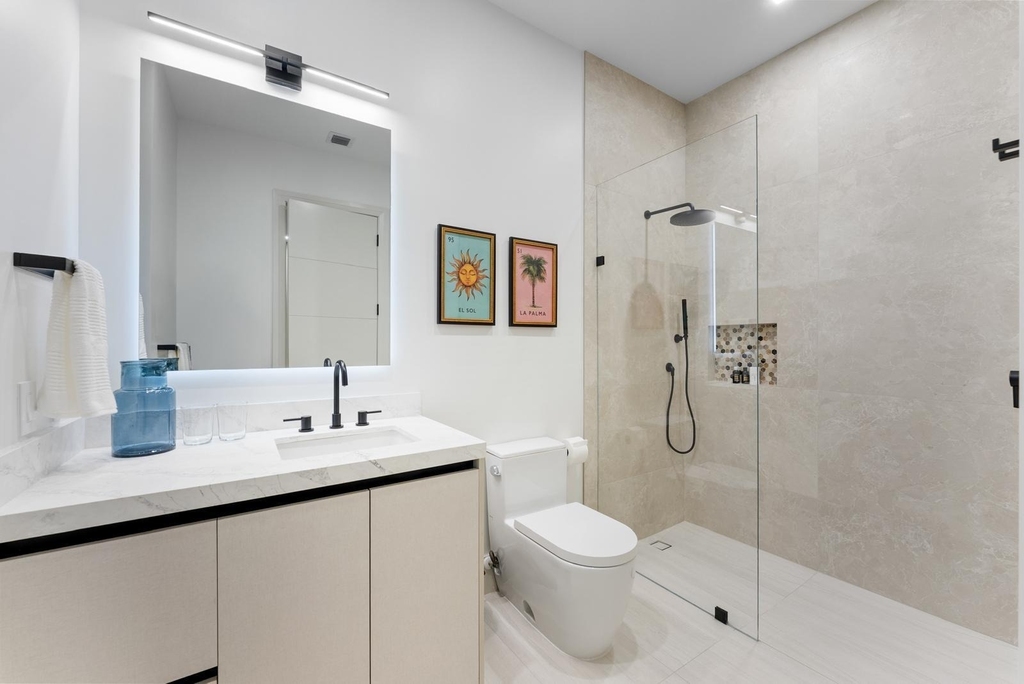 220 S Swinton Avenue - Photo 71