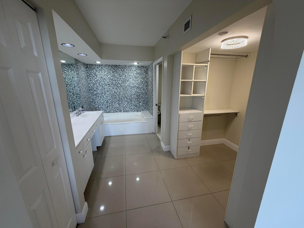 3530 Mystic Pointe Drive - Photo 21