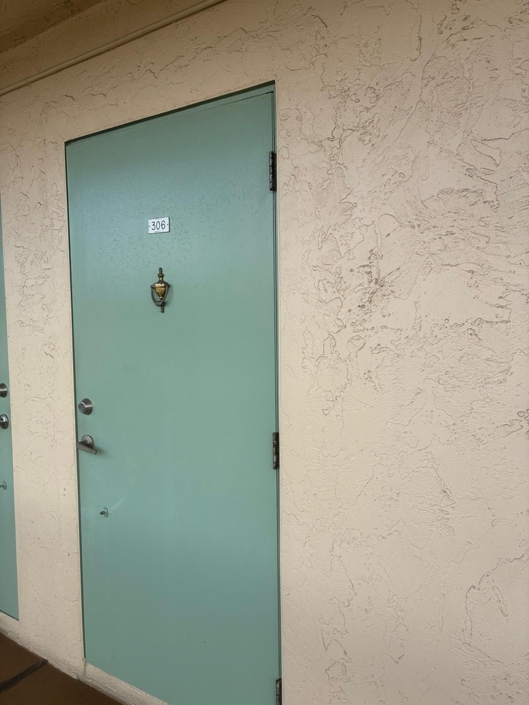 700 Village Green Court - Photo 10