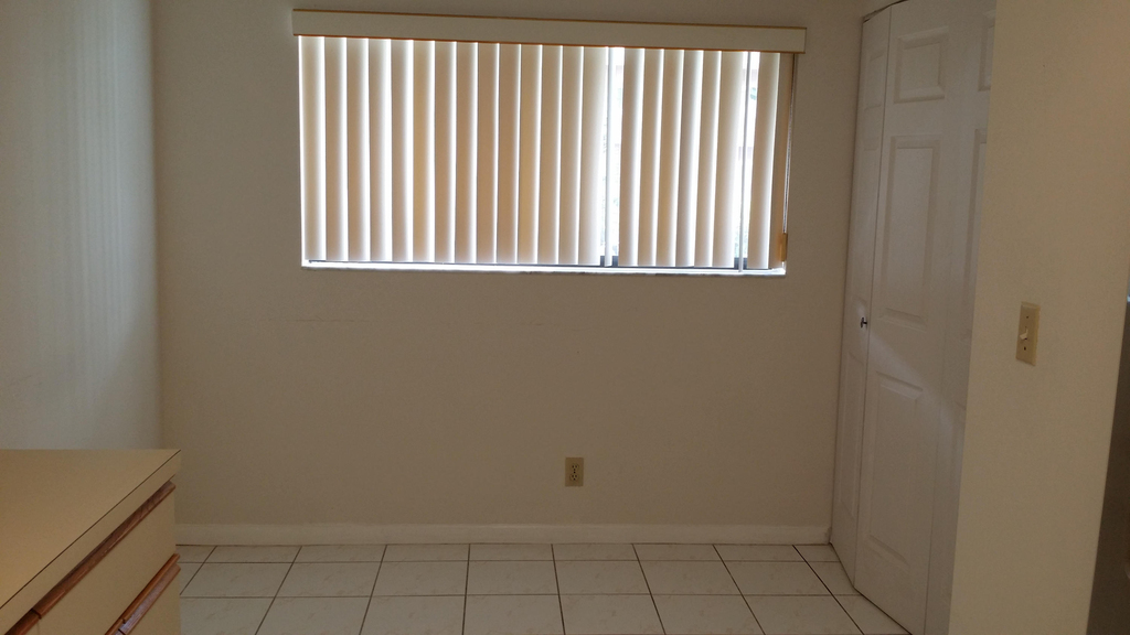 4725 Lucerne Lakes Boulevard E - Photo 3