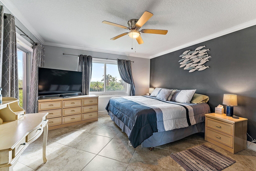 275 Palm Avenue - Photo 21