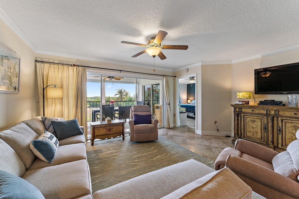 275 Palm Avenue - Photo 14