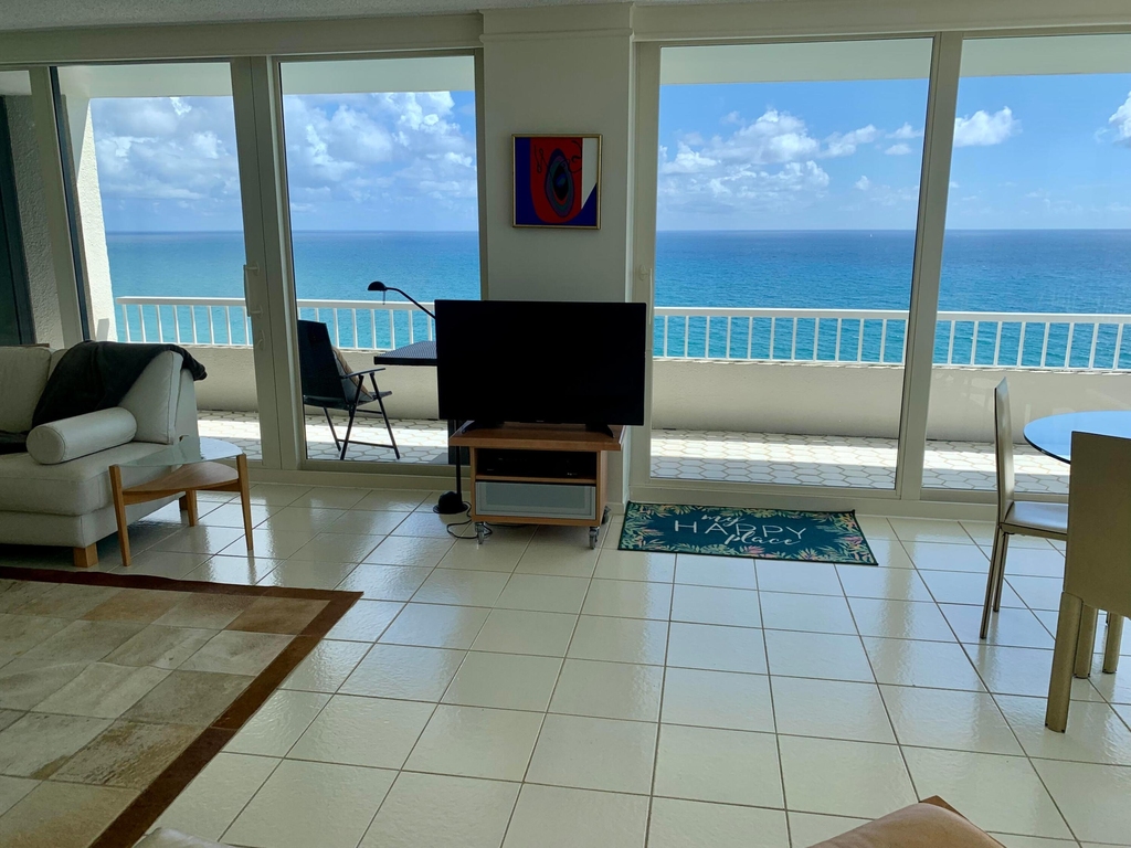 5540 N Ocean Drive - Photo 2