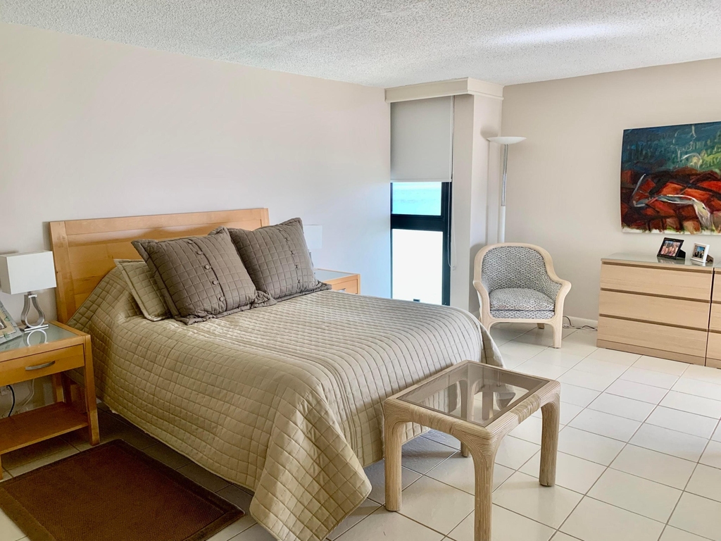 5540 N Ocean Drive - Photo 23