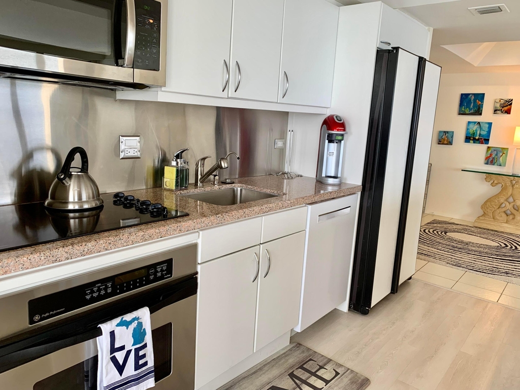 5540 N Ocean Drive - Photo 15