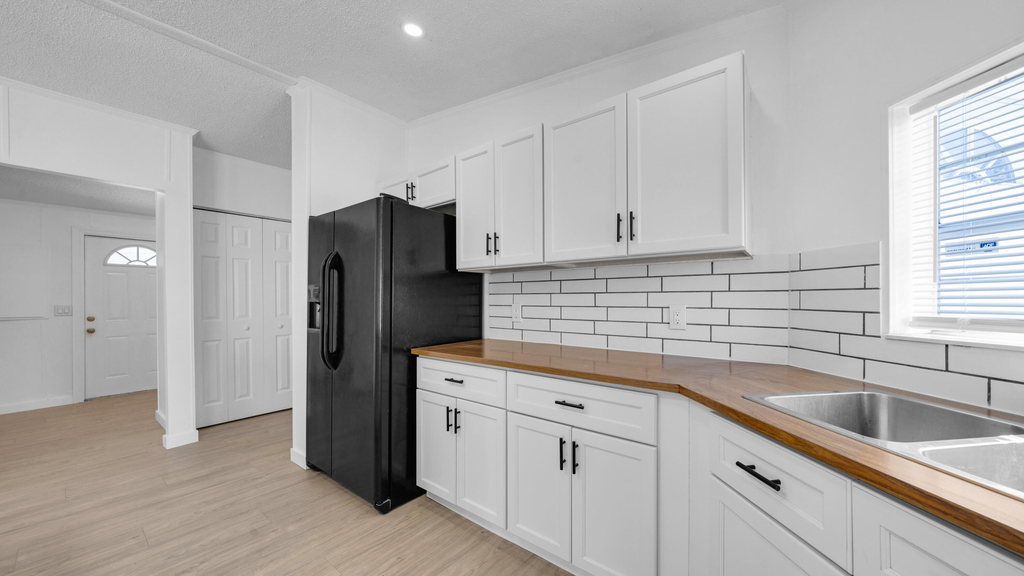 4905 Ne 2nd Way - Photo 4