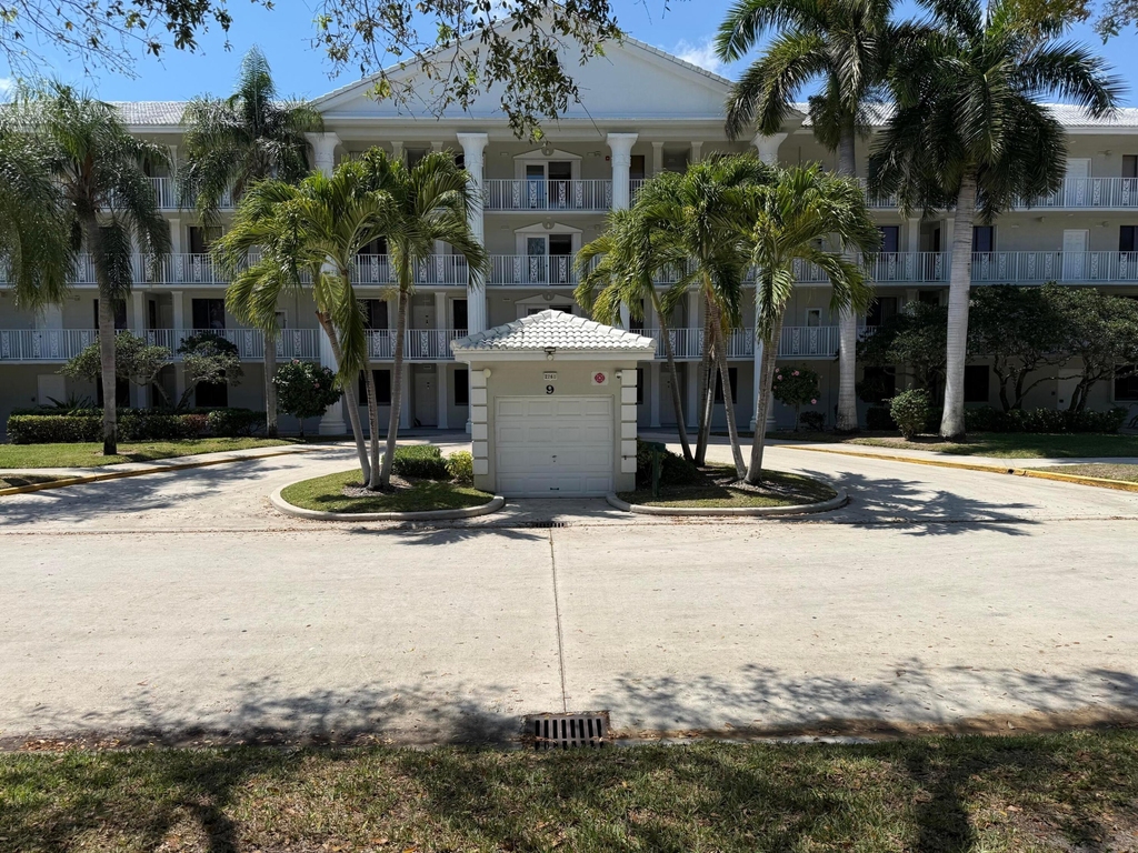 2761 Village Boulevard - Photo 0