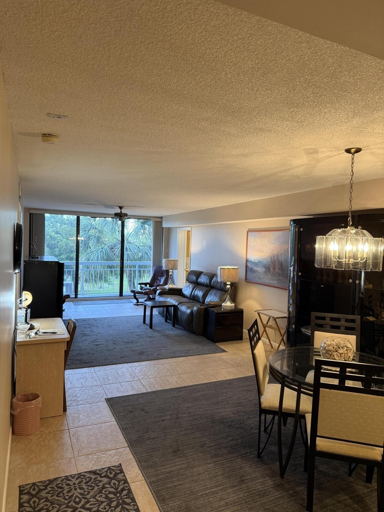 2761 Village Boulevard - Photo 3