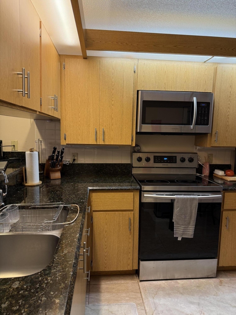 2761 Village Boulevard - Photo 12