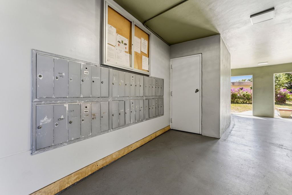 1638 Embassy Drive - Photo 12