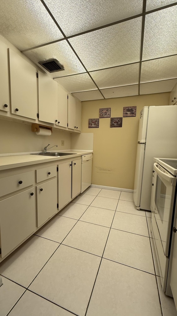 400 Sw 134th Way - Photo 3
